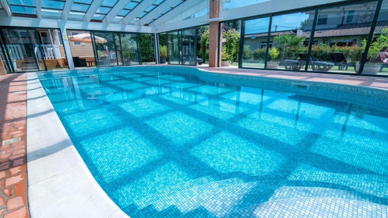 Fontana Oasis Apartments Кастелнуово дел Гарда Екстериор снимка